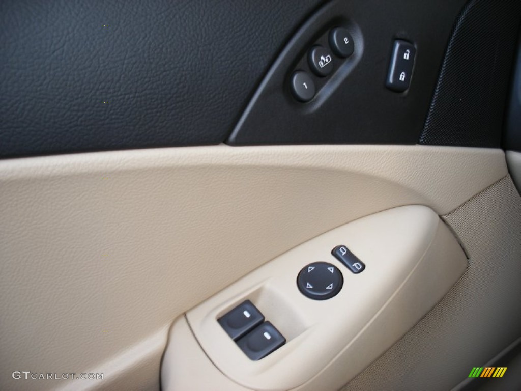 2012 Chevrolet Corvette Convertible Controls Photo #75532324