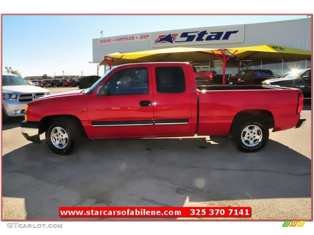 2004 Silverado 1500 LS Extended Cab - Victory Red / Dark Charcoal photo #2