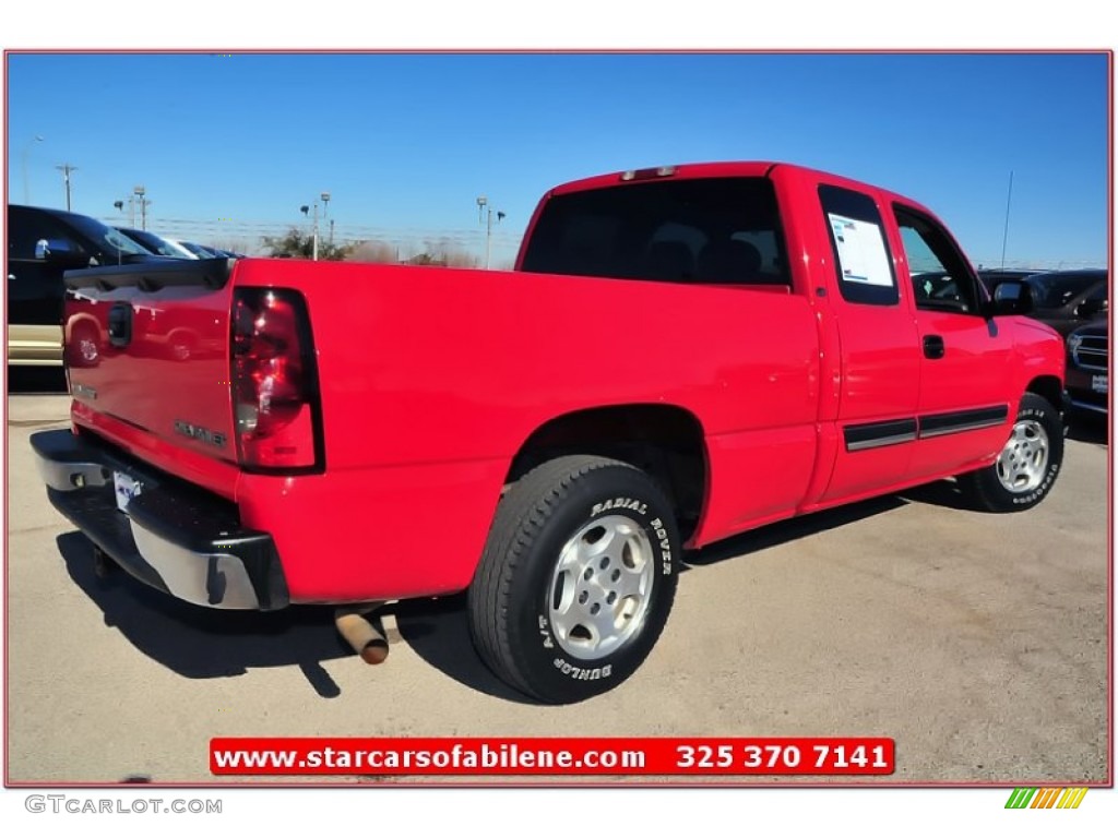 2004 Silverado 1500 LS Extended Cab - Victory Red / Dark Charcoal photo #10