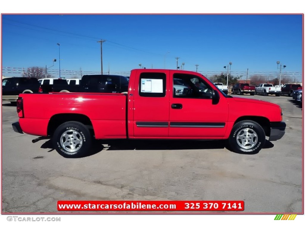 2004 Silverado 1500 LS Extended Cab - Victory Red / Dark Charcoal photo #11