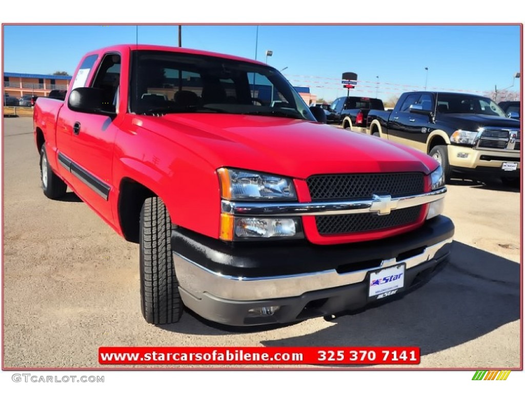 2004 Silverado 1500 LS Extended Cab - Victory Red / Dark Charcoal photo #12