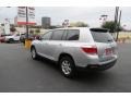 2011 Classic Silver Metallic Toyota Highlander   photo #5