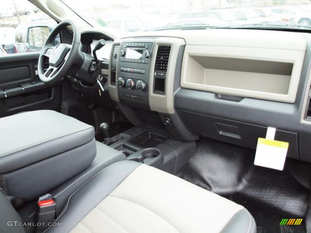 2012 Dodge Ram 2500 HD ST Regular Cab 4x4 Dark Slate/Medium Graystone Dashboard Photo #75538113