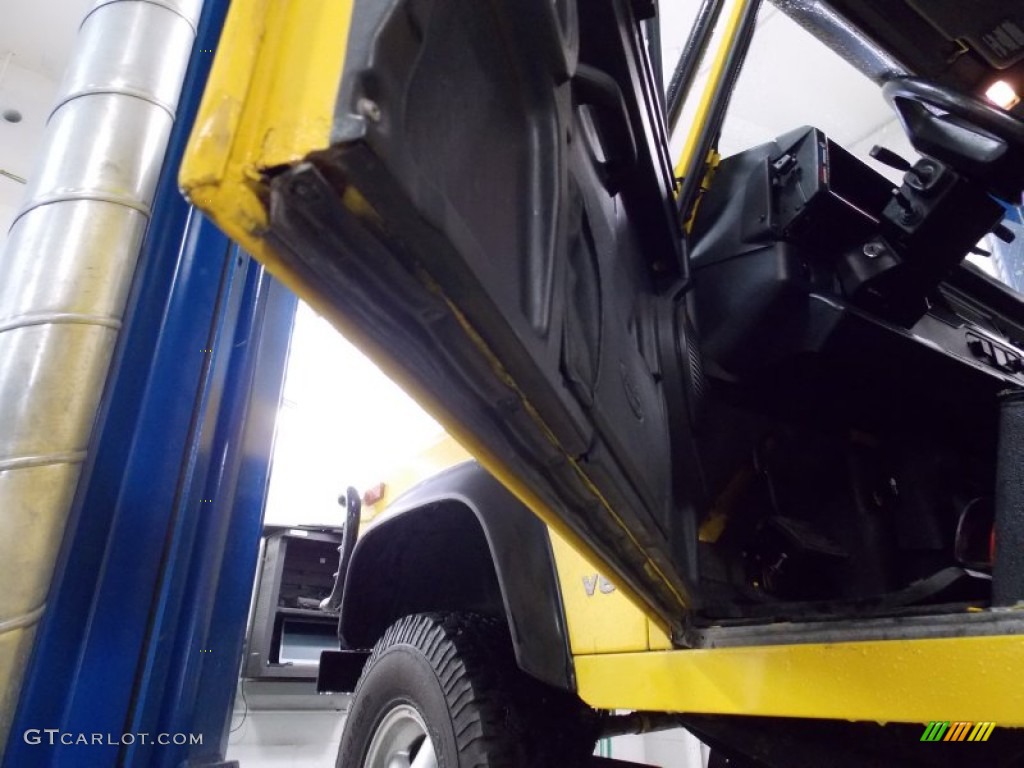 1997 Defender 90 Soft Top - AA Yellow / Charcoal Twill photo #40