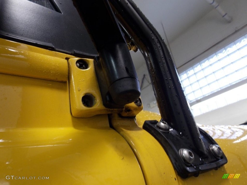 1997 Defender 90 Soft Top - AA Yellow / Charcoal Twill photo #44