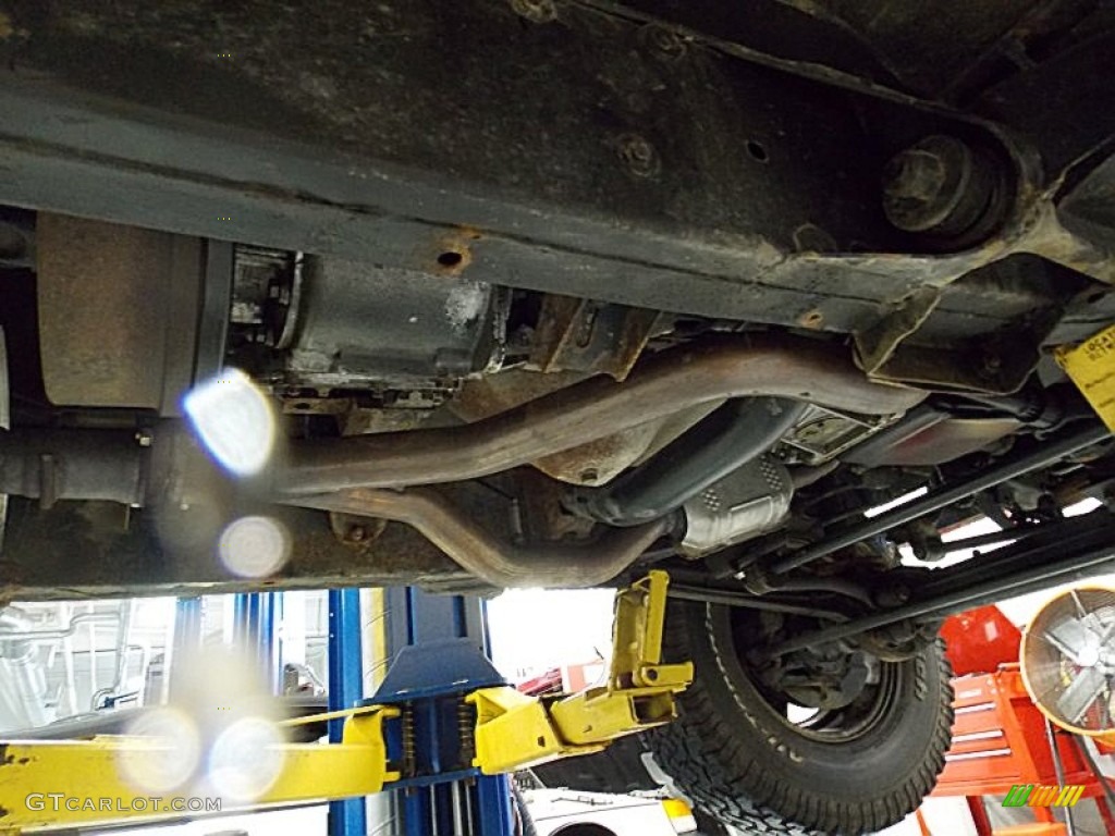 1997 Land Rover Defender 90 Soft Top Undercarriage Photo #75538476