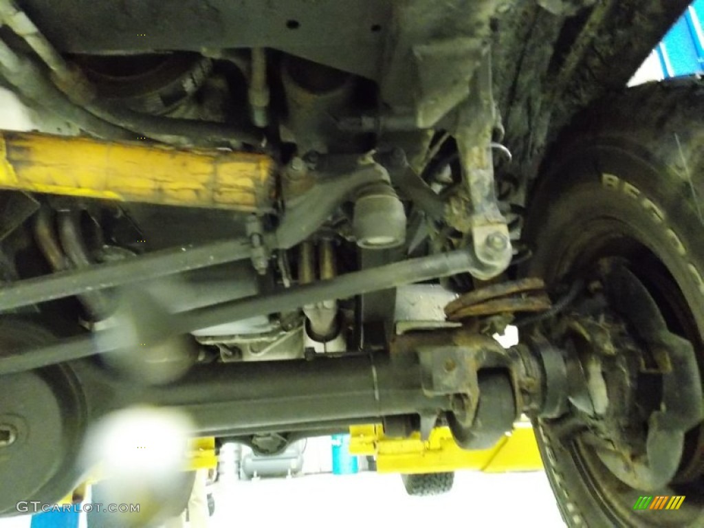 1997 Land Rover Defender 90 Soft Top Undercarriage Photo #75538686