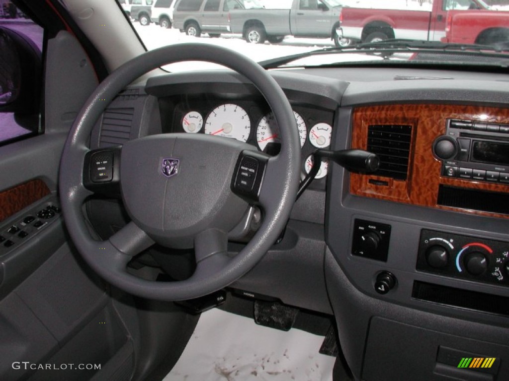 2006 Ram 1500 SLT Quad Cab 4x4 - Flame Red / Medium Slate Gray photo #52