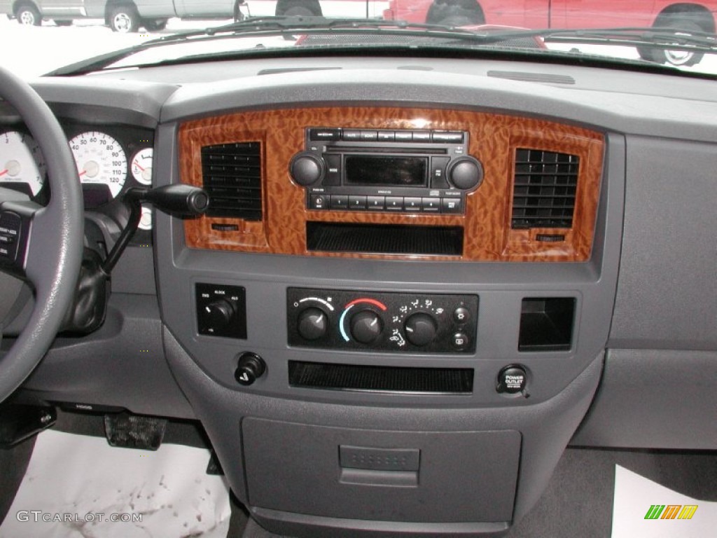 2006 Ram 1500 SLT Quad Cab 4x4 - Flame Red / Medium Slate Gray photo #53