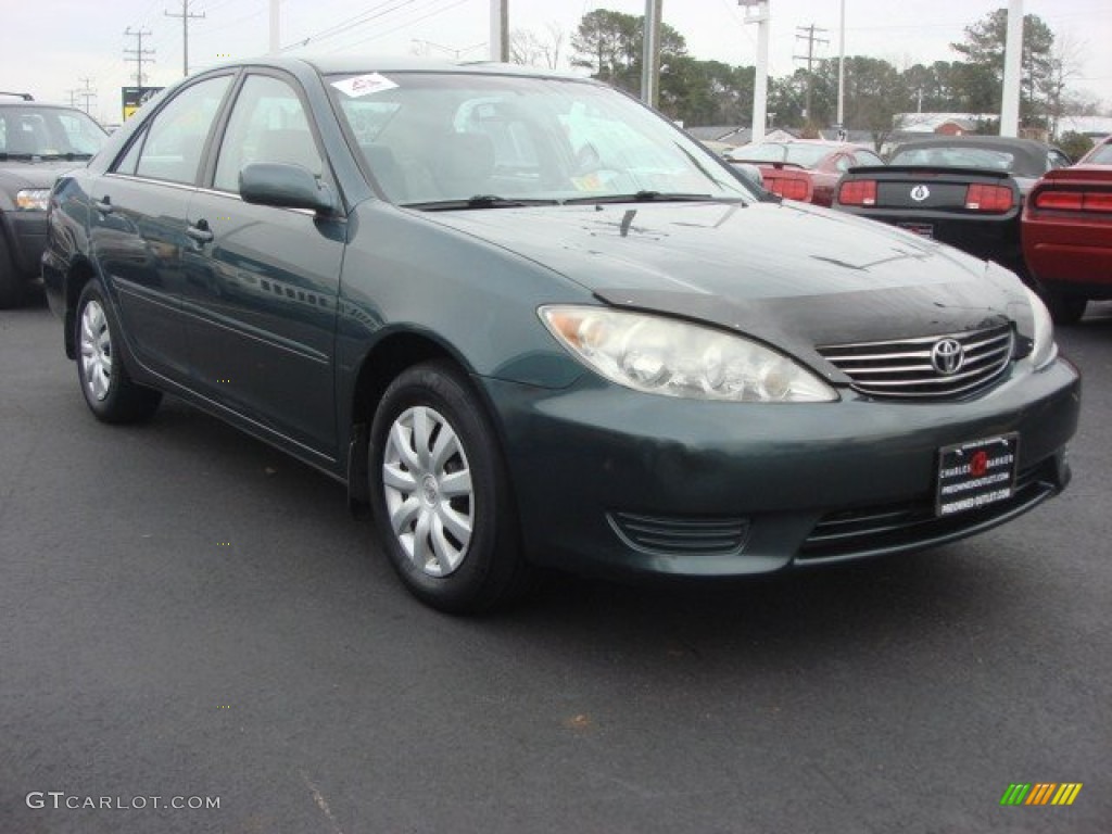 2005 Camry LE - Aspen Green Pearl / Taupe photo #1