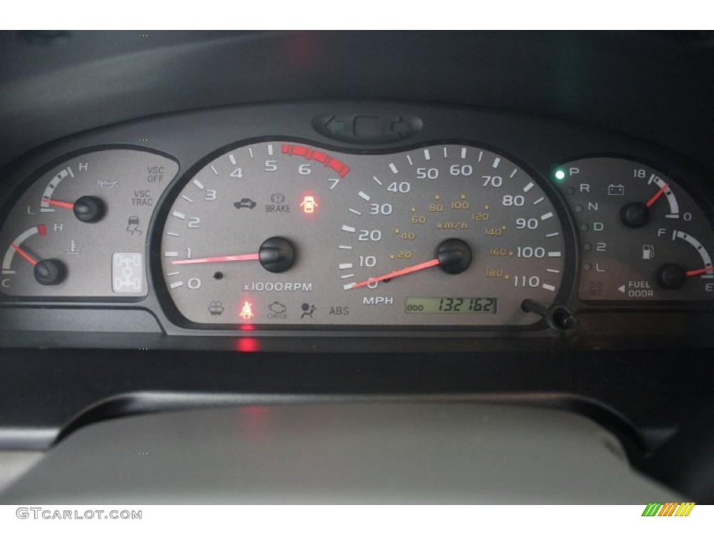 2004 Toyota Sequoia Limited 4x4 Gauges Photo #75551394