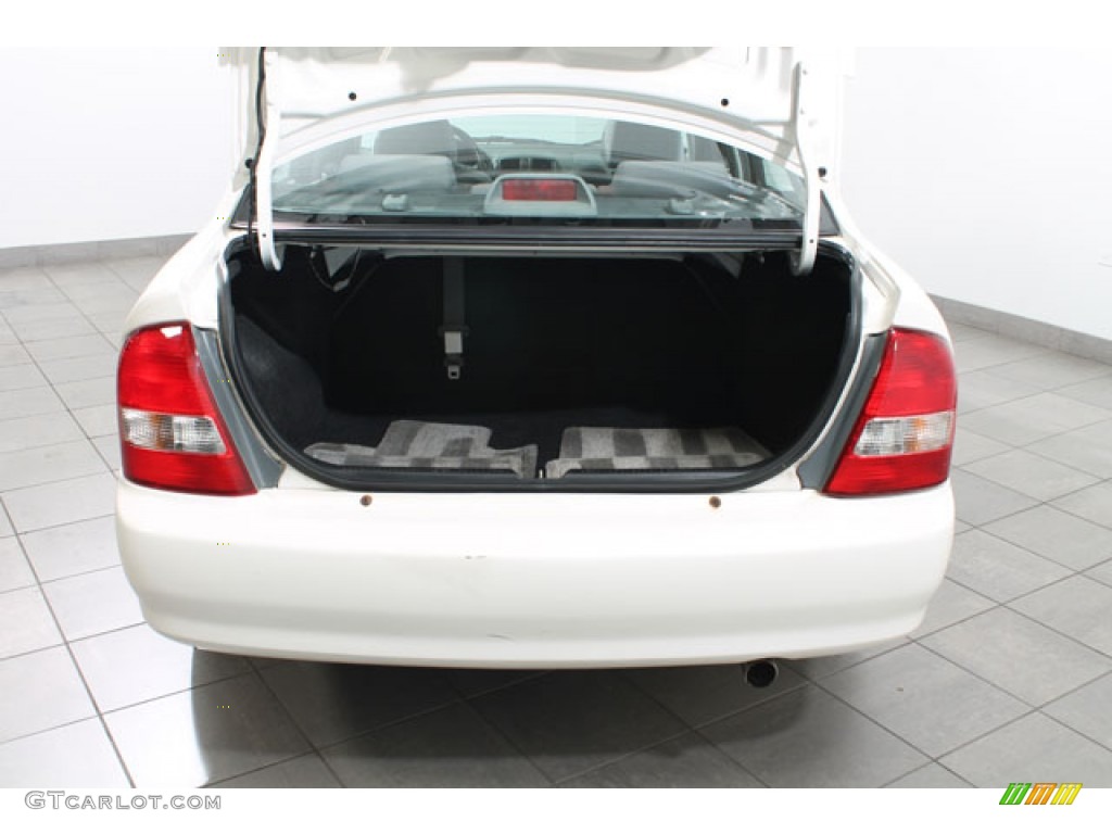 2000 Protege ES - White / Gray photo #22