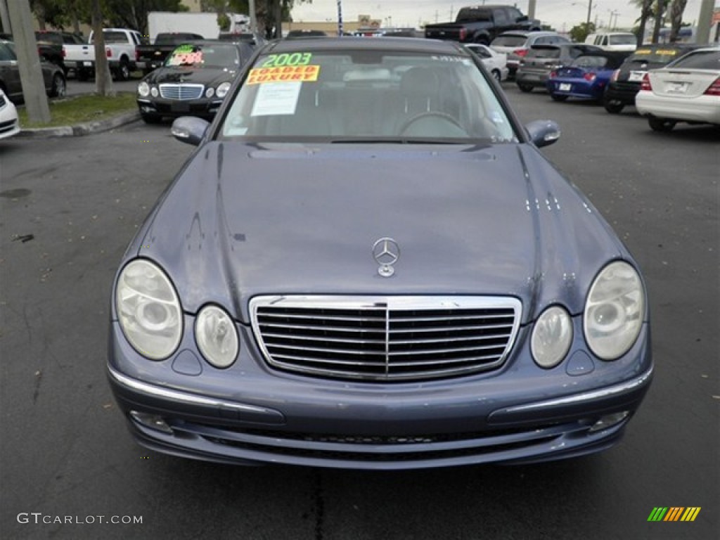 2003 E 500 Sedan - Platinum Blue Metallic / Grey photo #5