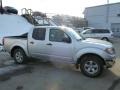 Radiant Silver - Frontier SE Crew Cab 4x4 Photo No. 8