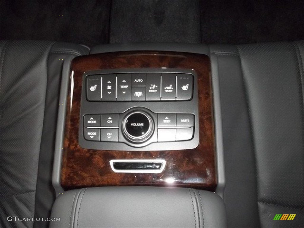 2013 Hyundai Equus Signature Controls Photo #75565948