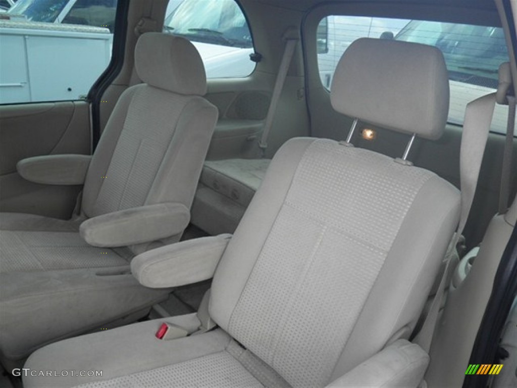 2004 MPV LX - Rally White / Beige photo #4