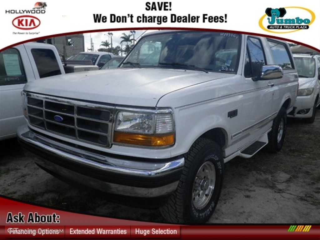 1995 Bronco XLT 4x4 - Oxford White / Grey photo #1