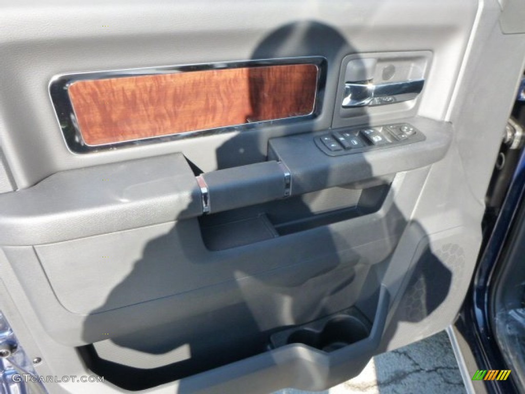 2012 Ram 2500 HD Laramie Crew Cab 4x4 - True Blue Pearl / Dark Slate photo #13