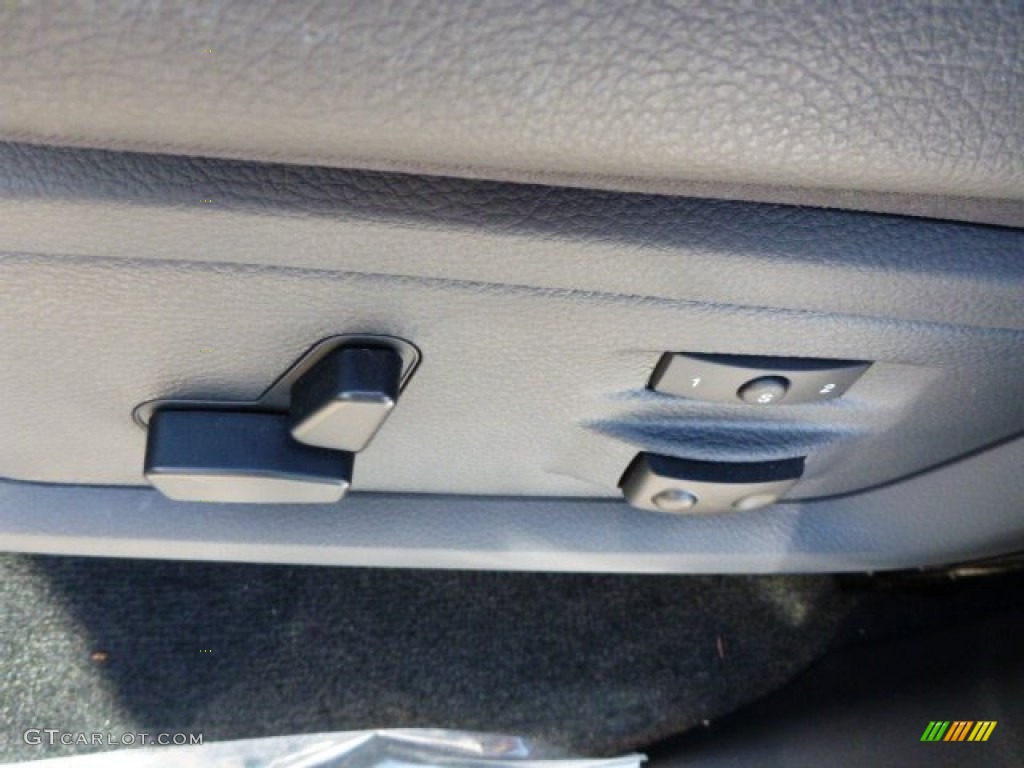 2012 Ram 2500 HD Laramie Crew Cab 4x4 - True Blue Pearl / Dark Slate photo #15