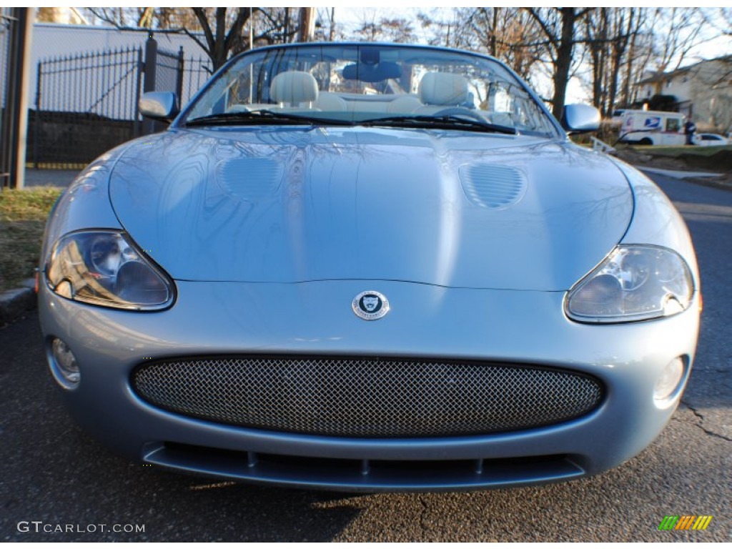 2006 XK XKR Convertible - Frost Blue Metallic / Ivory photo #2