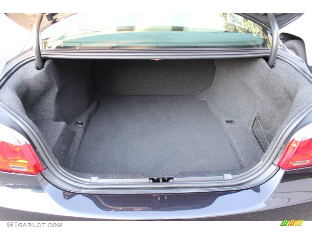 2010 BMW M5 Standard M5 Model Trunk Photo #75571145