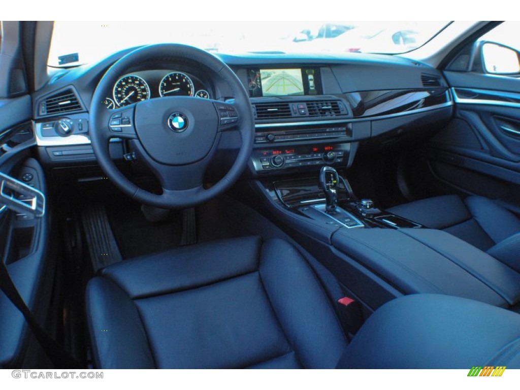 Black Interior 2013 BMW 5 Series 550i xDrive Sedan Photo #75573428