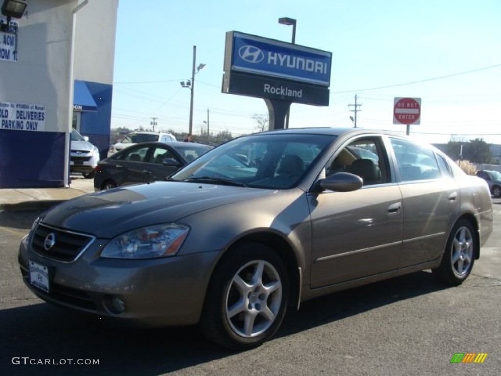 2004 Altima 3.5 SE - Polished Pewter / Blond photo #1