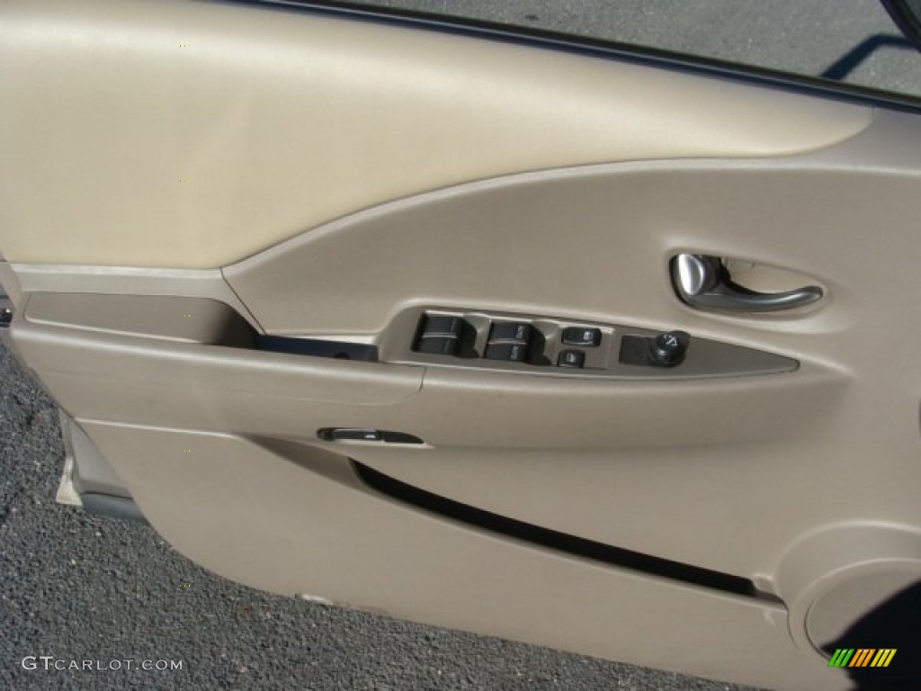 2004 Altima 3.5 SE - Polished Pewter / Blond photo #7
