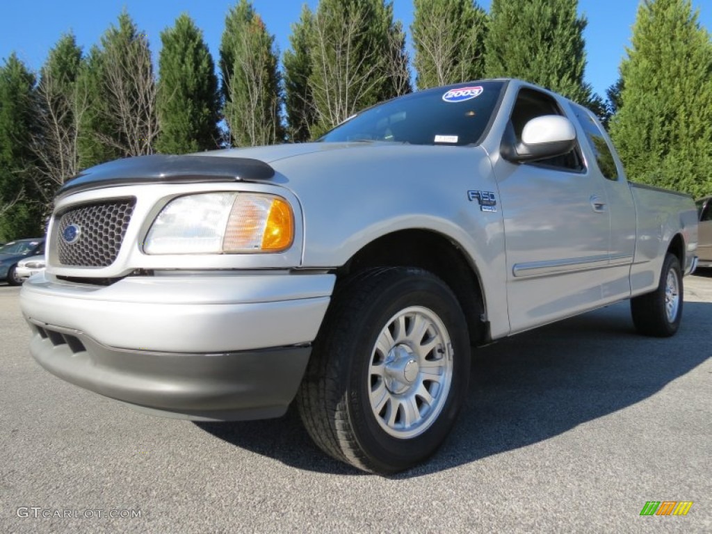 2003 F150 XLT SuperCab - Silver Metallic / Medium Graphite Grey photo #1