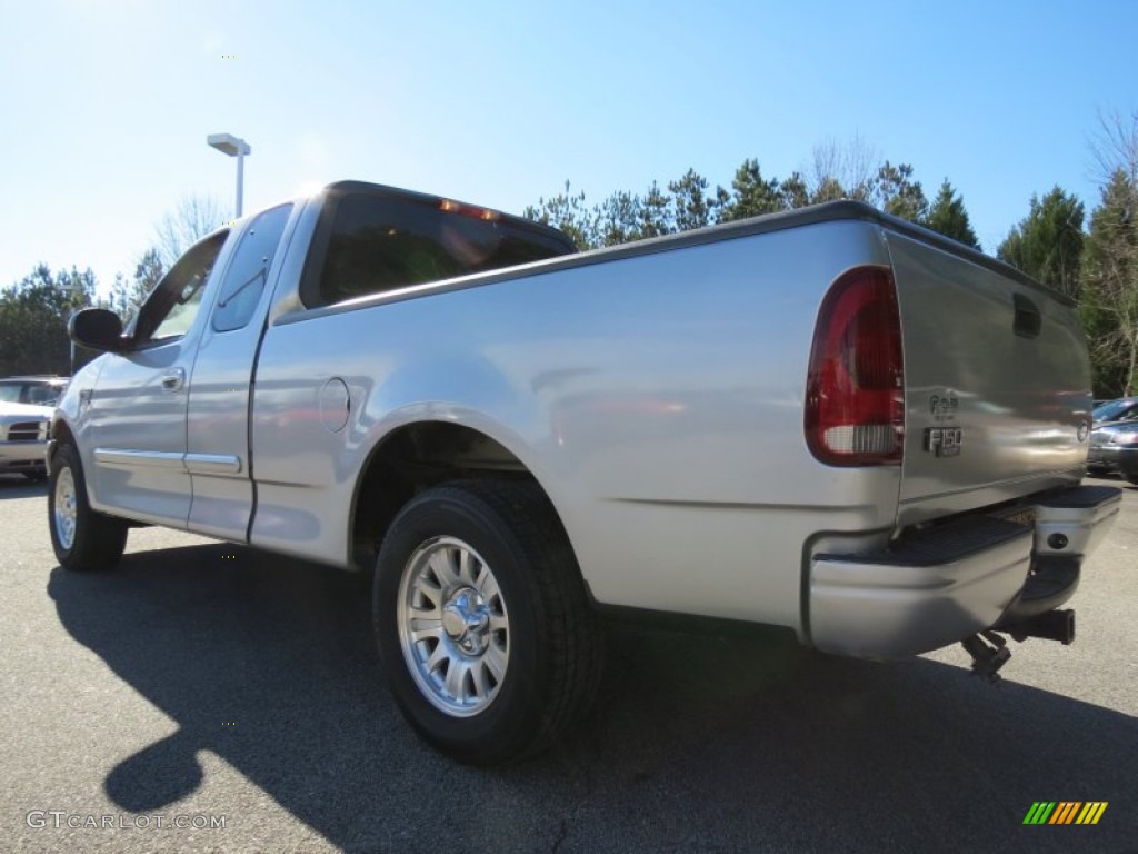 2003 F150 XLT SuperCab - Silver Metallic / Medium Graphite Grey photo #2