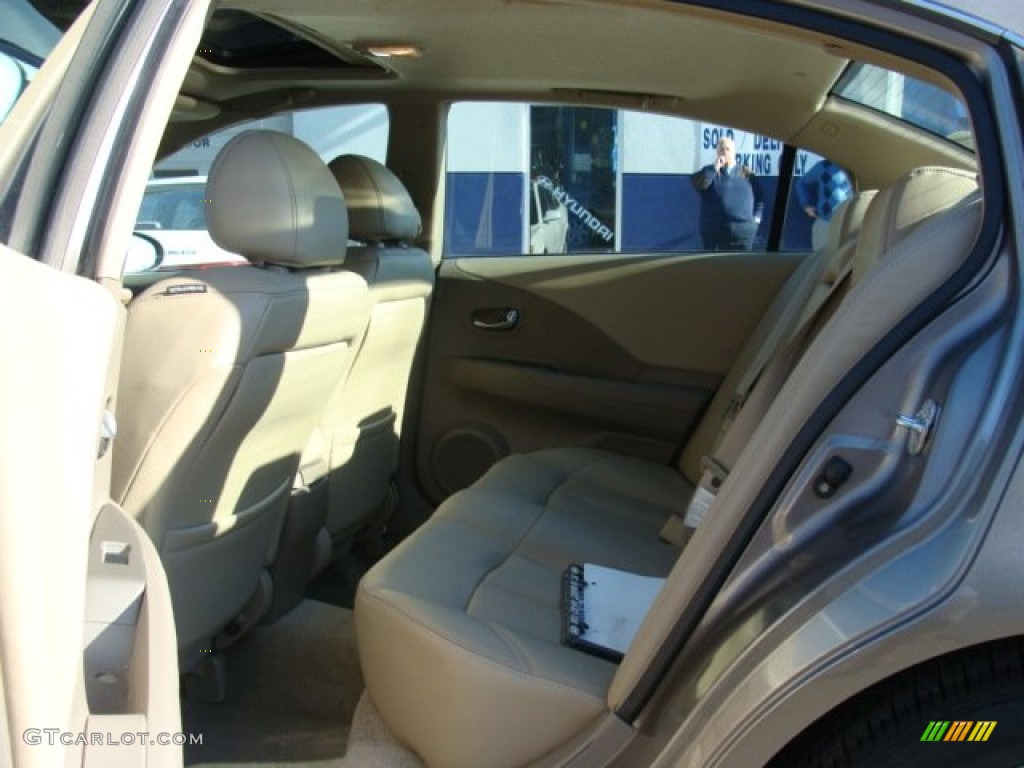 2004 Altima 3.5 SE - Polished Pewter / Blond photo #17