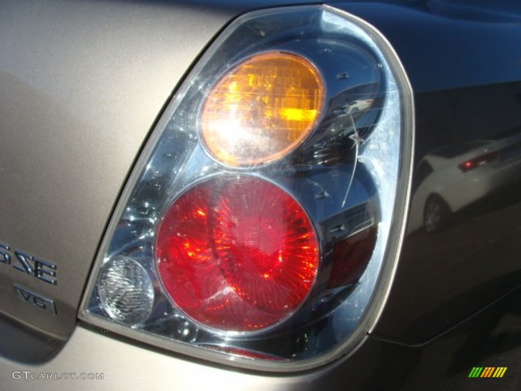 2004 Altima 3.5 SE - Polished Pewter / Blond photo #19