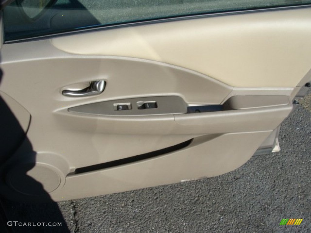 2004 Altima 3.5 SE - Polished Pewter / Blond photo #21