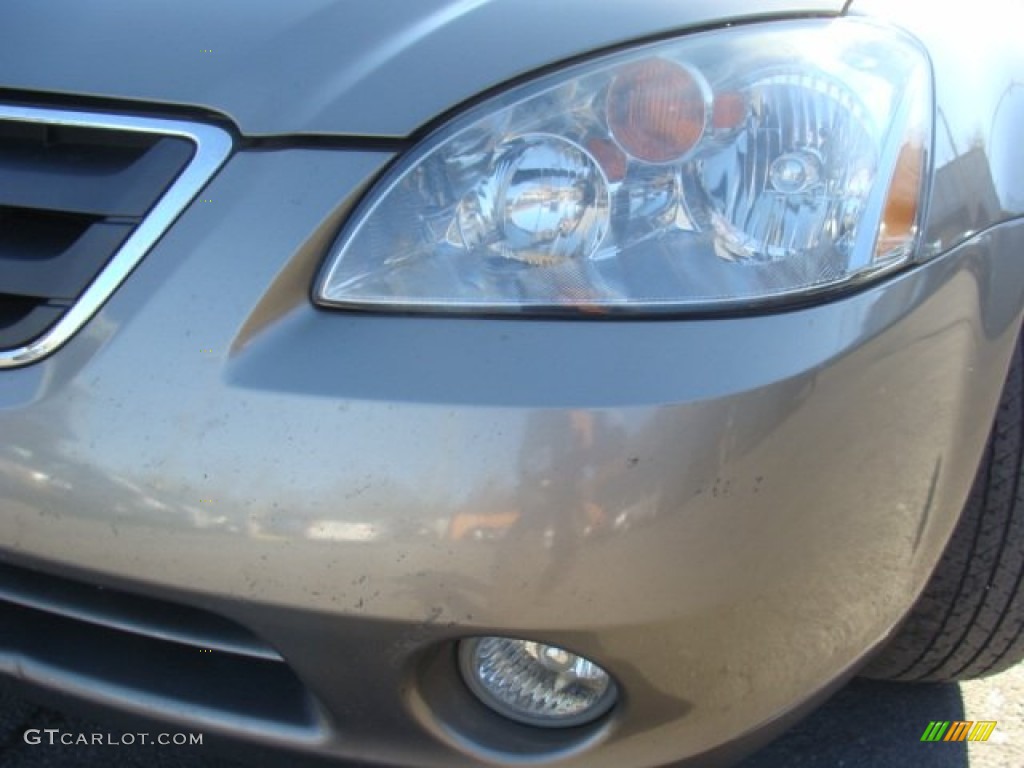 2004 Altima 3.5 SE - Polished Pewter / Blond photo #26