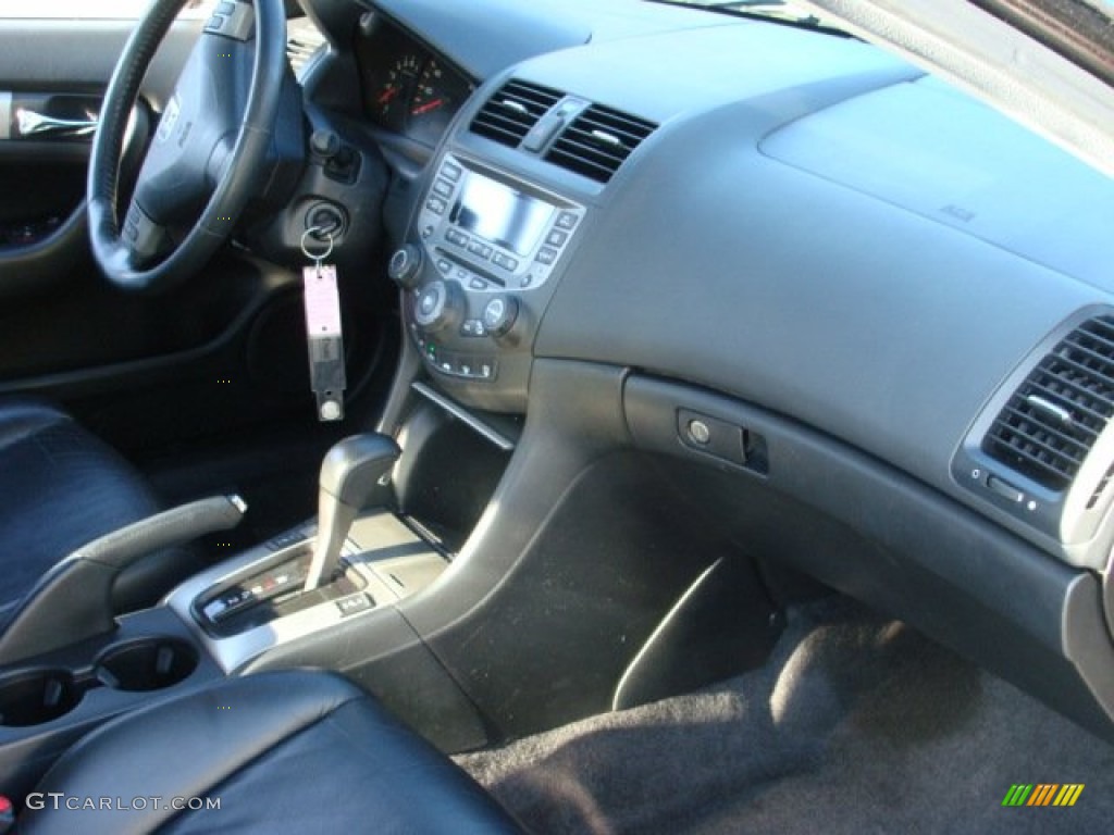 2006 Accord EX V6 Coupe - Nighthawk Black Pearl / Black photo #21