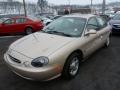 1999 Light Prairie Tan Metallic Ford Taurus SE  photo #5