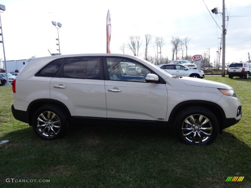 2011 Sorento EX V6 AWD - White Sand Beige / Beige photo #5