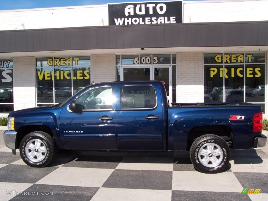 Imperial Blue Metallic Chevrolet Silverado 1500