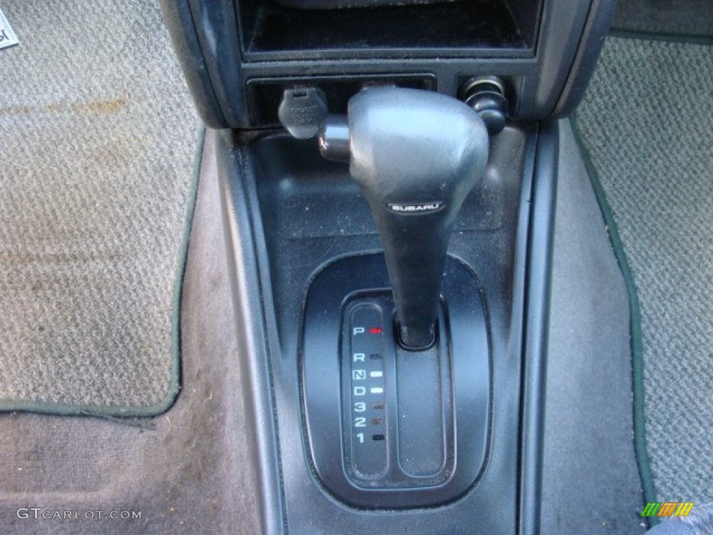 1999 Legacy L Sedan - Glacier White / Gray photo #14