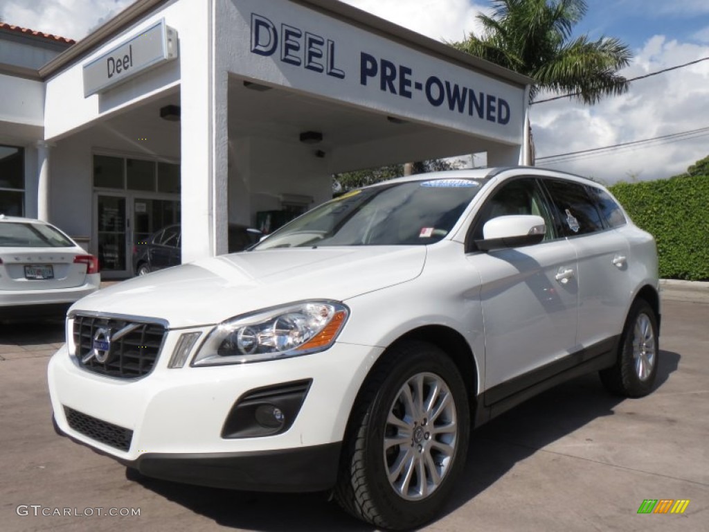 2010 XC60 T6 AWD - Ice White / Sandstone photo #1