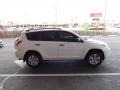 Blizzard White Pearl - RAV4 I4 Photo No. 6