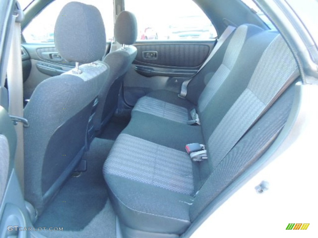 2000 Subaru Impreza 2.5 RS Sedan Rear Seat Photos