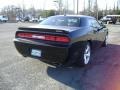 Pitch Black - Challenger SRT8 392 Photo No. 4