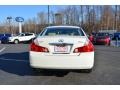Ivory Pearl - M 35x Sedan Photo No. 4