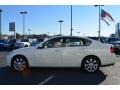 Ivory Pearl - M 35x Sedan Photo No. 5
