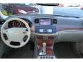 Ivory Pearl - M 35x Sedan Photo No. 22