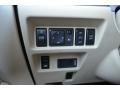 Ivory Pearl - M 35x Sedan Photo No. 28