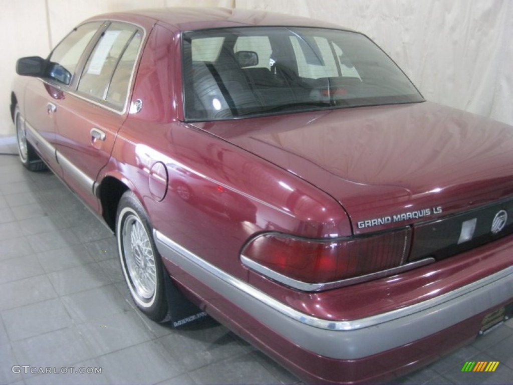 1992 Grand Marquis LS - Medium Red / Black photo #10