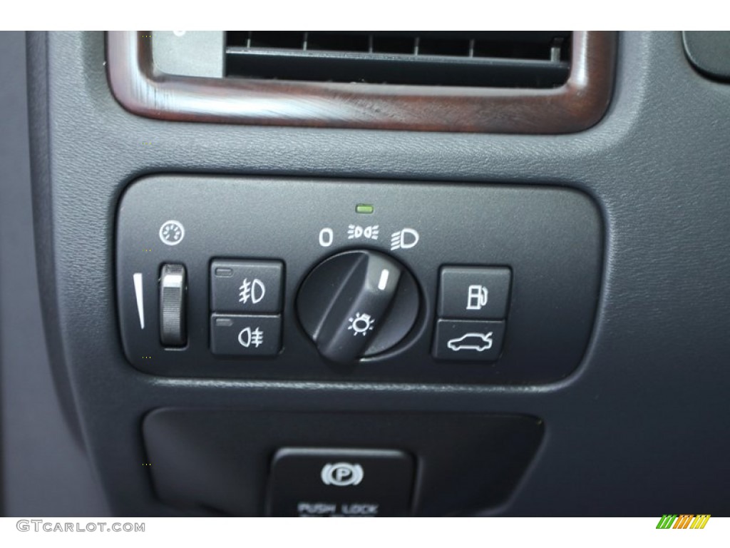 2012 Volvo S80 3.2 Controls Photo #75597056