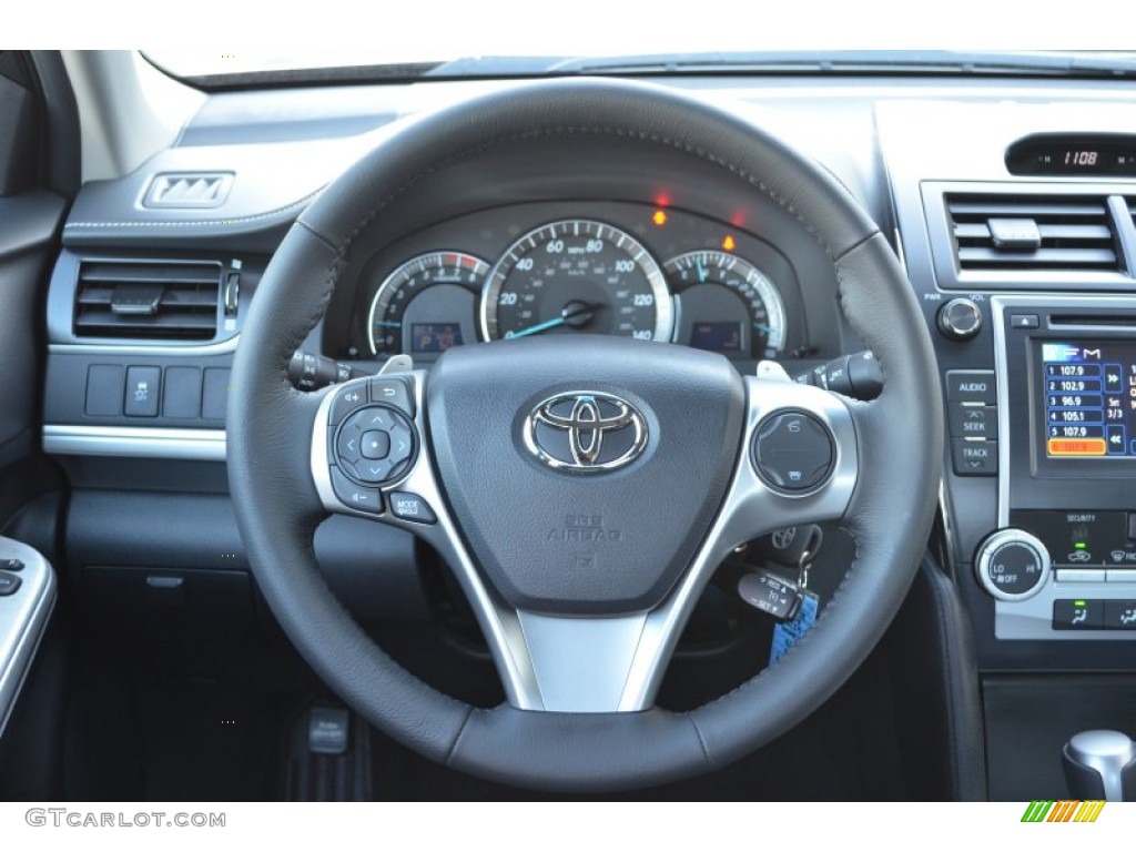 2013 Toyota Camry SE Wheel Photo #75599108